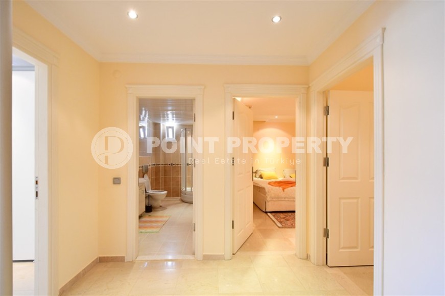 Панорамная квартира с видом на море и гору Кале, в центре благоустроенного района Аланьи - Тосмур-id-8026-фото-10