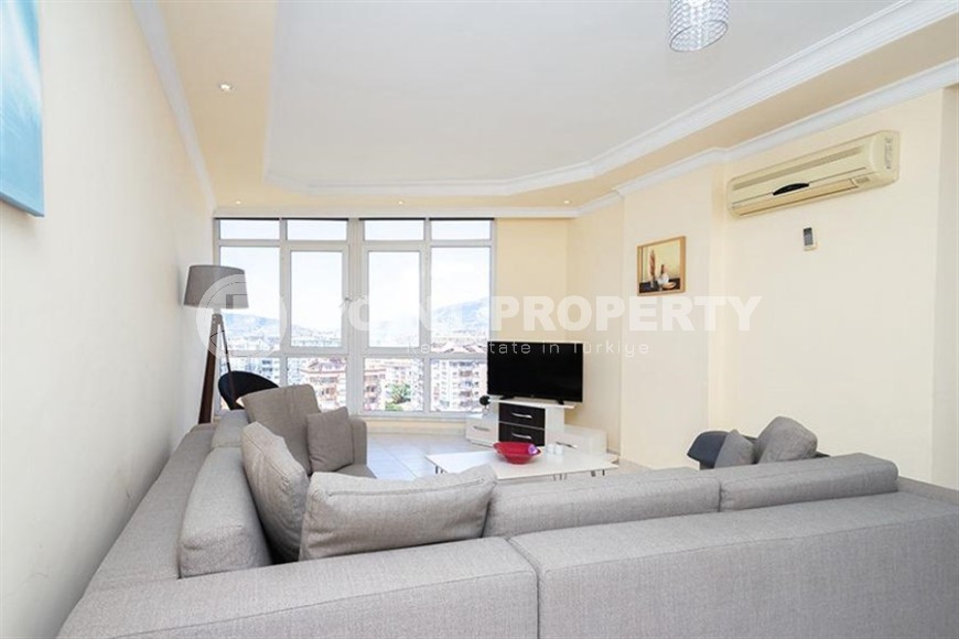 Комфортабельная квартира с видом на море и горы, на 8-м этаже в жилом комплексе 2005 года постройки-id-8027-фото-2