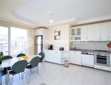 Комфортабельная квартира с видом на море и горы, на 8-м этаже в жилом комплексе 2005 года постройки-id-8027-фото-4