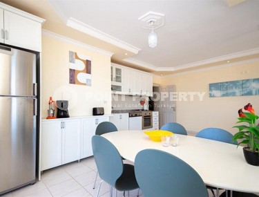 Комфортабельная квартира с видом на море и горы, на 8-м этаже в жилом комплексе 2005 года постройки-id-8027-фото-5