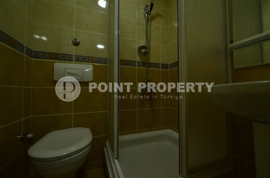 Furnished three bedroom penthouse, 200m², in the center of Alanya, with mountain views-id-1627-photo-10