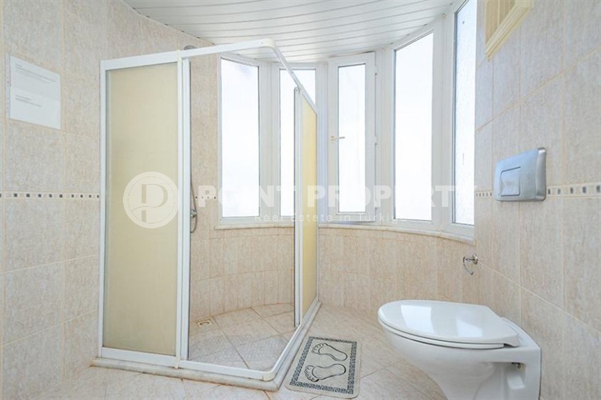 Комфортабельная квартира с видом на море и горы, на 8-м этаже в жилом комплексе 2005 года постройки-id-8027-фото-11