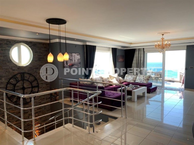 Modern two-level apartment with luxurious sea views, on the 8th floor with an attic in the center of Mahmutlar-id-8028-photo-2