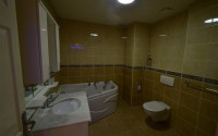 Furnished three bedroom penthouse, 200m², in the center of Alanya, with mountain views-id-1627-photo-16