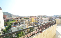 Furnished three bedroom penthouse, 200m², in the center of Alanya, with mountain views-id-1627-photo-20
