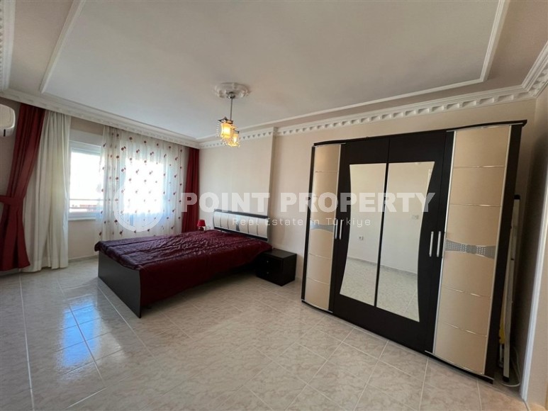 Panoramic apartment with sea and mountain views, on the 10th floor in a residence built in 2016-id-8031-photo-7