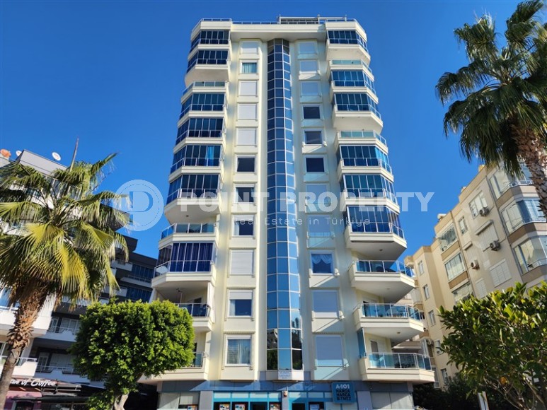 Panoramic apartment with sea and mountain views, on the 10th floor in a residence built in 2016-id-8031-photo-22