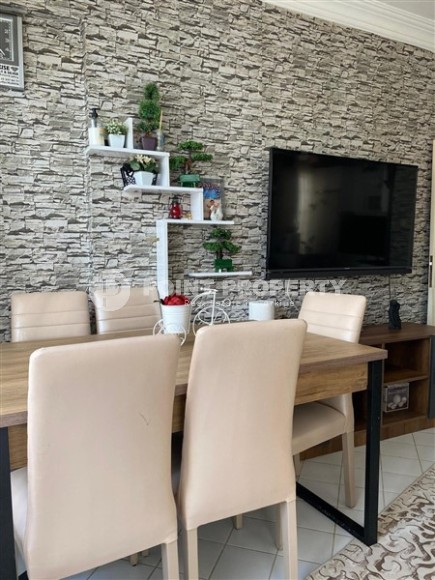 Недорогая меблированная квартира в 200 метрах от моря, в центре развитого района Аланьи - Махмутлар-id-8033-фото-3