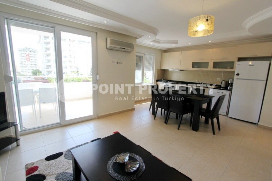 Comfortable apartment with furniture and household appliances 800 meters from the sea, in the center of Cikcilli district-id-8035-photo-4