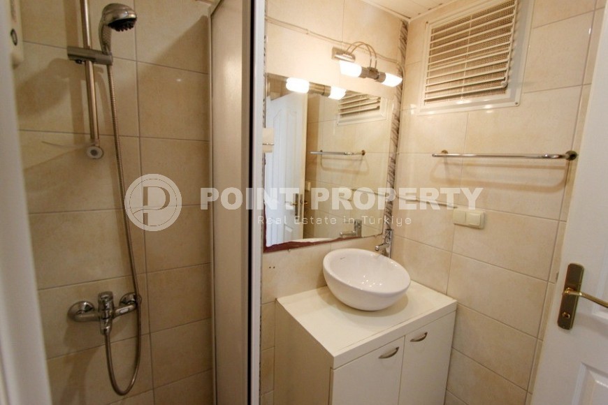 Comfortable apartment with furniture and household appliances 800 meters from the sea, in the center of Cikcilli district-id-8035-photo-9