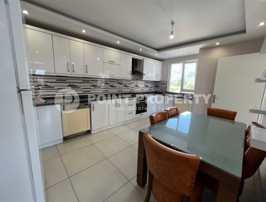 Modern furnished apartment 500 meters from the sea, in the center of Mahmutlar-id-8037-photo-3