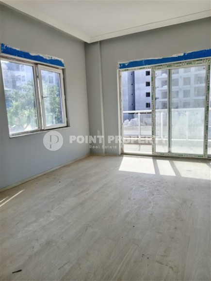 New two-level apartment with fine finishing in a residence commissioned in 2024-id-8039-photo-5