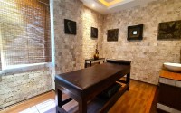 Ready-to-move-in apartment with furniture and household appliances 50 meters from the sea, in the center of the prestigious area of Alanya - Kestel-id-8043-photo-15