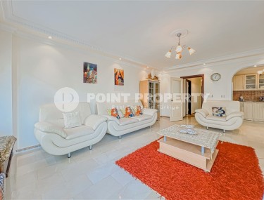 Светлая, просторная квартира 2+1 в 50 метрах от моря, в центре современного района Аланьи - Махмутрар-id-8049-фото-3