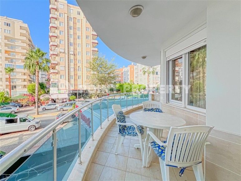 Bright, atmospheric 2+1 apartment 50 meters from the sea, in the center of the modern area of Alanya - Mahmutrar-id-8049-photo-15