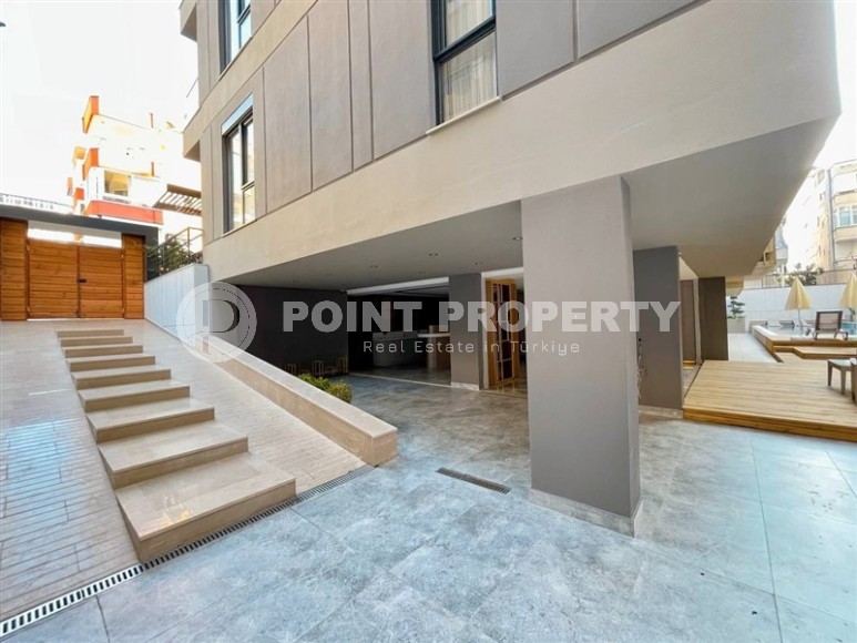 Panoramic two-level apartment 3+1 in the center of Alanya, 400 meters from the famous Cleopatra Beach-id-8050-photo-23