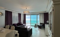 Comfortable 2+1 apartment with a luxurious location on the first line from the sea, in the center of the prestigious area of Alanya - Kestel-id-8053-photo-3