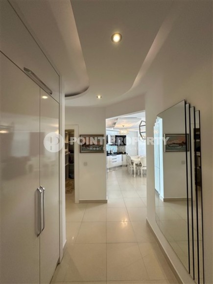 Comfortable 2+1 apartment with a luxurious location on the first line from the sea, in the center of the prestigious area of Alanya - Kestel-id-8053-photo-9