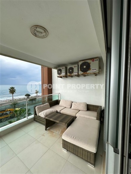 Comfortable 2+1 apartment with a luxurious location on the first line from the sea, in the center of the prestigious area of Alanya - Kestel-id-8053-photo-13