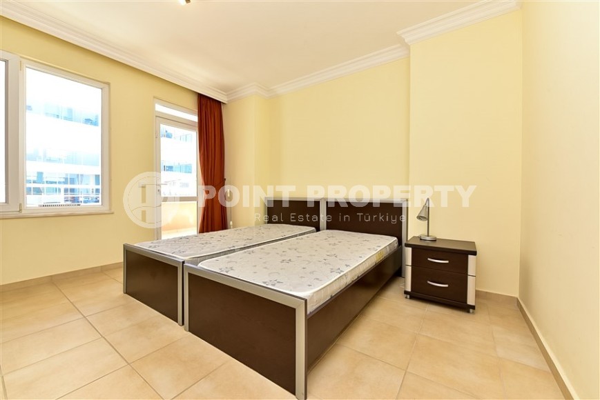 Panoramic apartment 2+1 with sea views, on the 8th floor, in the center of Mahmutlar district-id-8056-photo-6