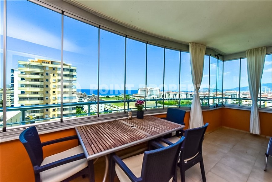 Panoramic apartment 2+1 with sea views, on the 8th floor, in the center of Mahmutlar district-id-8056-photo-10