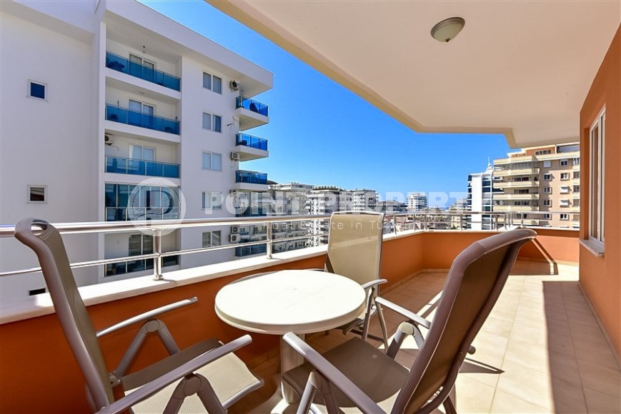 Panoramic apartment 2+1 with sea views, on the 8th floor, in the center of Mahmutlar district-id-8056-photo-11