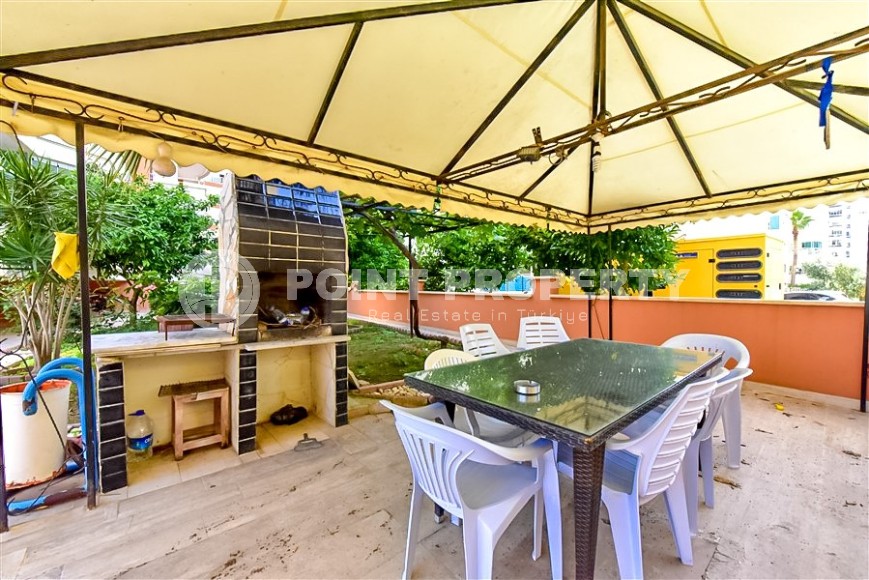 Panoramic apartment 2+1 with sea views, on the 8th floor, in the center of Mahmutlar district-id-8056-photo-17