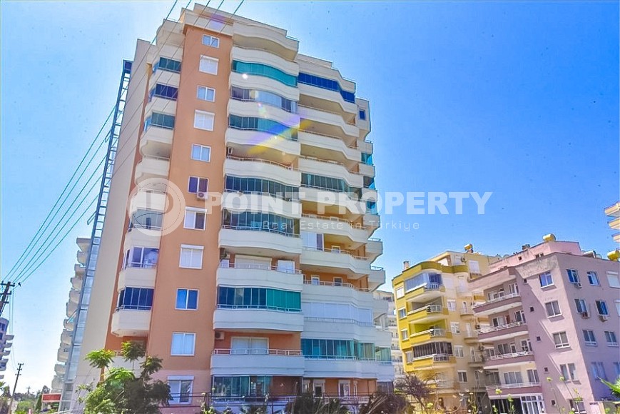 Panoramic apartment 2+1 with sea views, on the 8th floor, in the center of Mahmutlar district-id-8056-photo-20