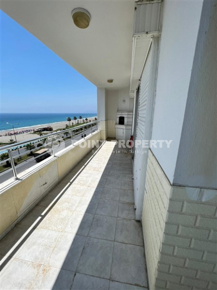 Two bedroom apartment, 100m², furnished, in a cozy complex on the seafront in Mahmutlar-id-1629-photo-11