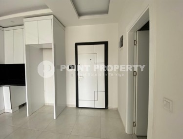 Small new apartment in a modern residential complex with hotel infrastructure, in the center of Mahmutlar-id-8059-photo-4