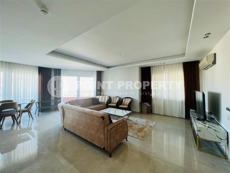 Комфортабельная квартира на 8-м этаже в жилом комплексе с инфраструктурой «город в городе», в центре района Махмутлар-id-8066-фото-2