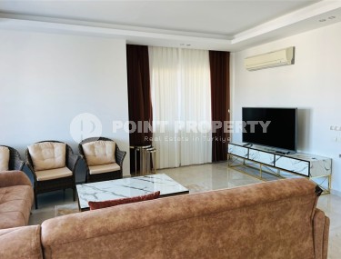 Комфортабельная квартира на 8-м этаже в жилом комплексе с инфраструктурой «город в городе», в центре района Махмутлар-id-8066-фото-3