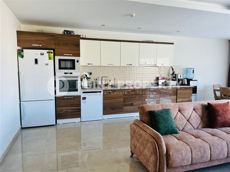 Комфортабельная квартира на 8-м этаже в жилом комплексе с инфраструктурой «город в городе», в центре района Махмутлар-id-8066-фото-5