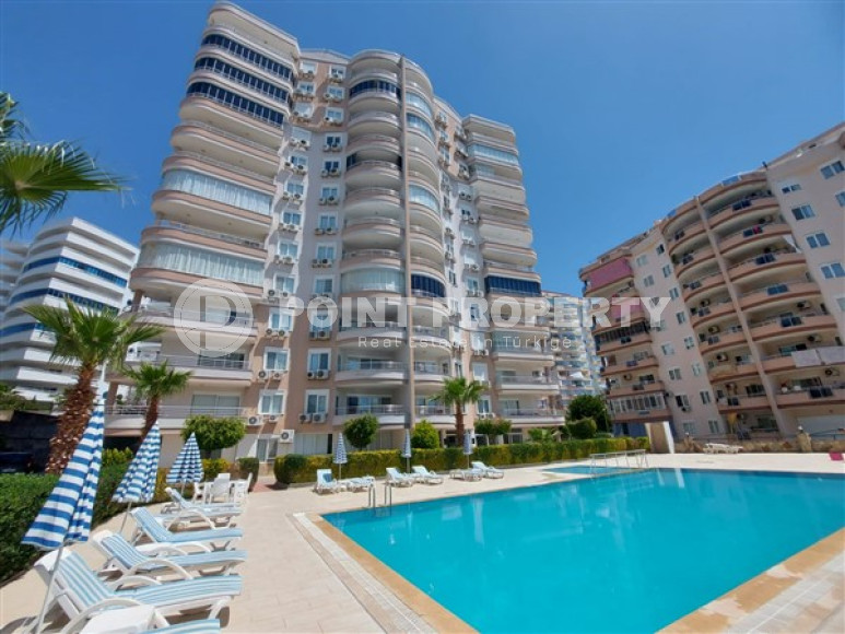 Elegant duplex apartment 3+2, 240m², near the Tuesday market in Mahmutlar, Alanya, 400m from the Mediterranean Sea-id-1631-photo-2