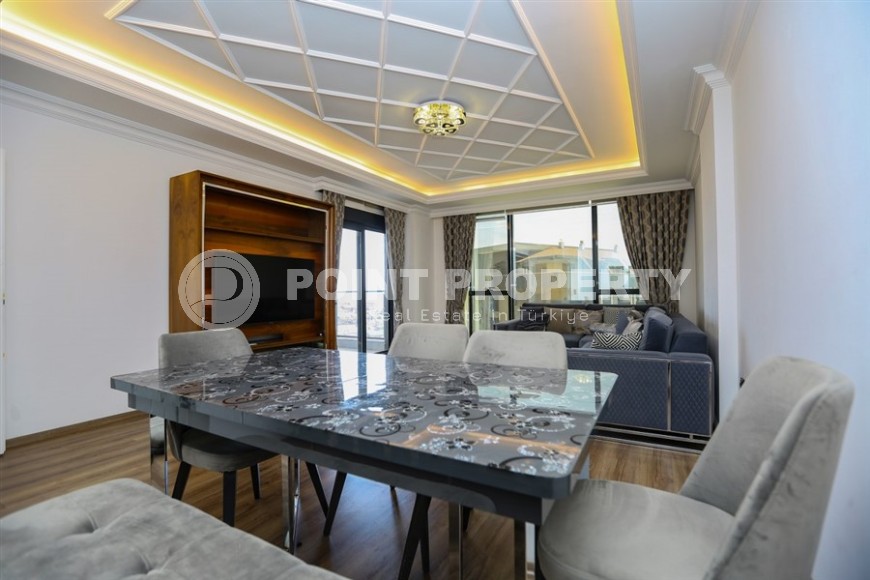 Вместительная четырёхкомнатная квартира с хорошим интерьером и мебелью, центр Аланьи-id-4542-фото-4