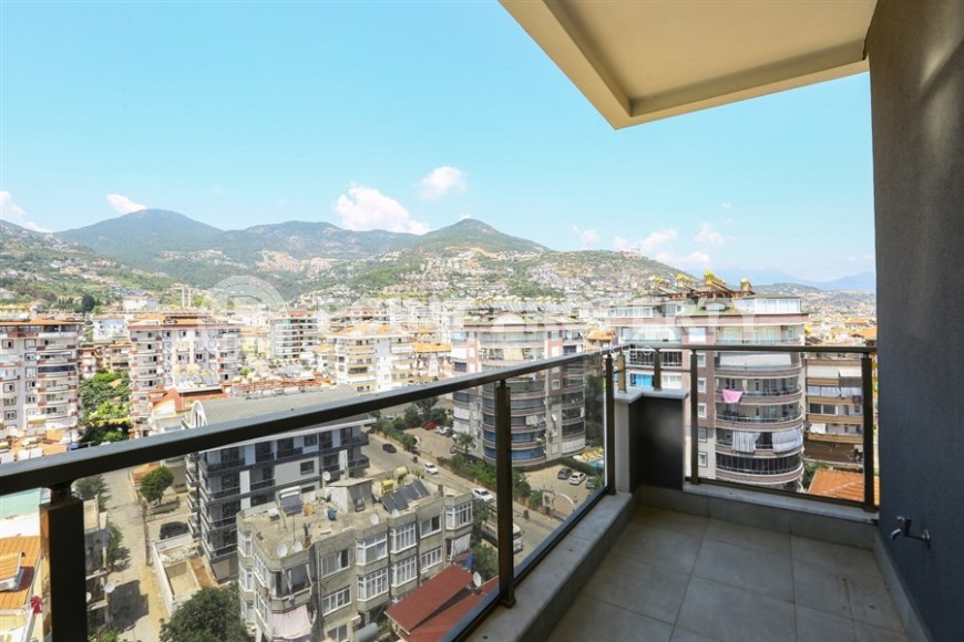 Вместительная четырёхкомнатная квартира с хорошим интерьером и мебелью, центр Аланьи-id-4542-фото-16