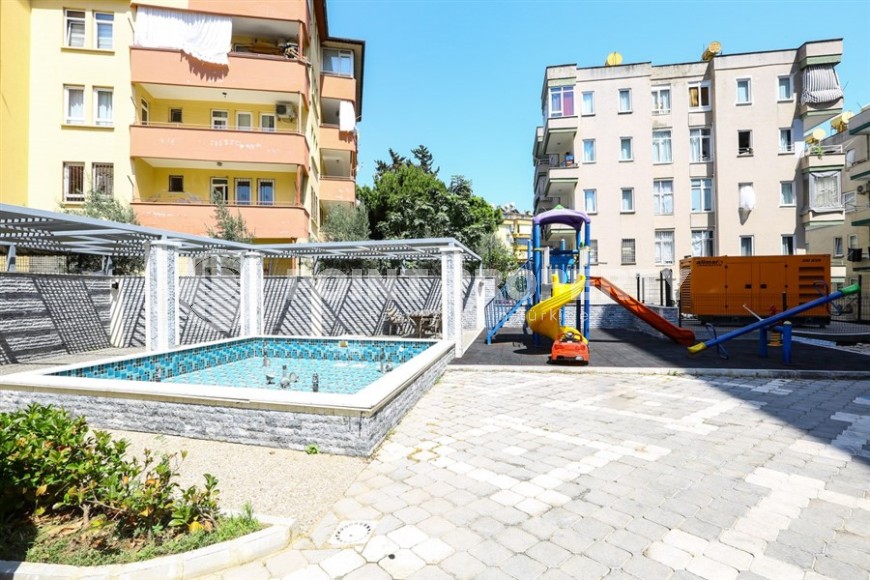 Вместительная четырёхкомнатная квартира с хорошим интерьером и мебелью, центр Аланьи-id-4542-фото-21