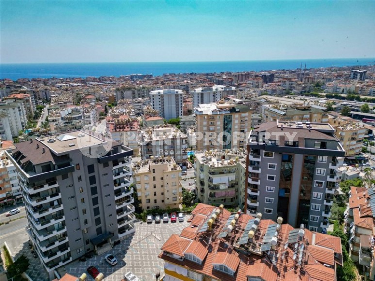 Вместительная четырёхкомнатная квартира с хорошим интерьером и мебелью, центр Аланьи-id-4542-фото-23