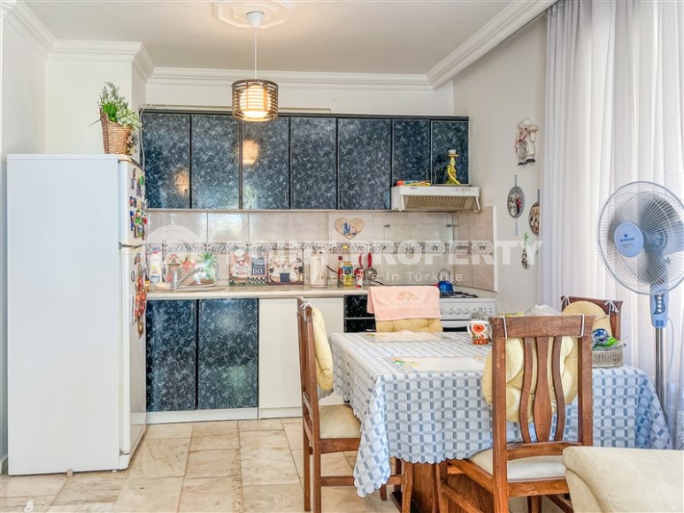 Inexpensive apartment 2+1, with a total area of 80 m2, in the center of the popular area of Alanya - Mahmutlar-id-8072-photo-4