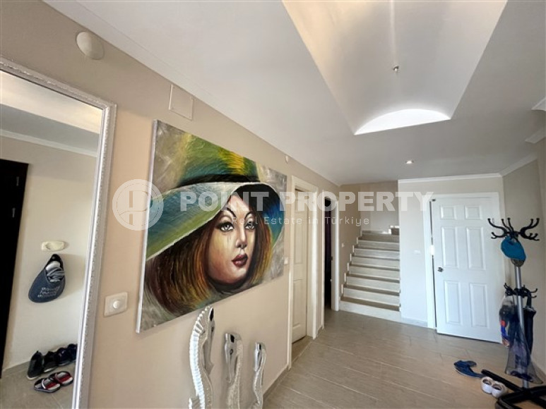 Elegant duplex apartment 3+2, 240m², near the Tuesday market in Mahmutlar, Alanya, 400m from the Mediterranean Sea-id-1631-photo-8