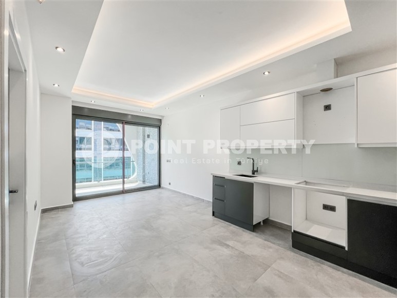 New apartment with high-quality finishing, 900 meters from the sea, in the European region of Alanya - Lower Oba.-id-8073-photo-3