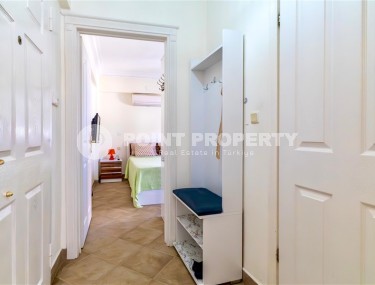 Благоустроенная меблированная квартира с видом на море в центре района Оба-id-8074-фото-4