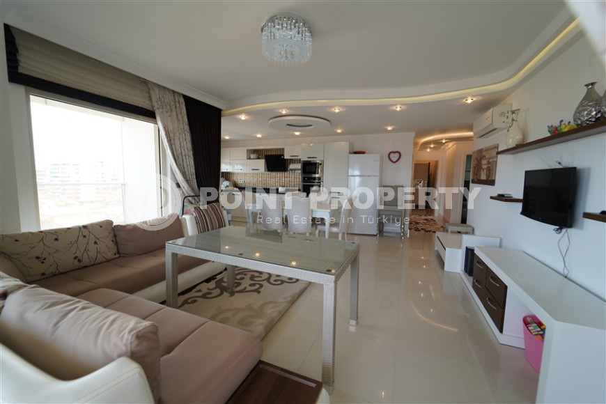 Panoramic apartment with sea views, on the 8th floor in a residential complex built in 2014-id-8079-photo-1