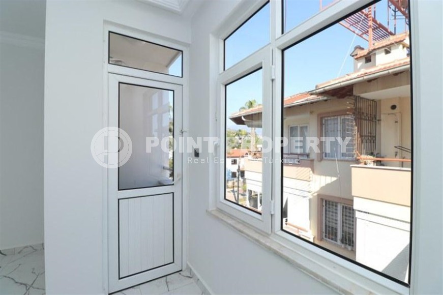 Spacious 3+1 apartment on the 5th floor in a residence at the final stage of construction in the center of Alanya-id-8080-photo-10