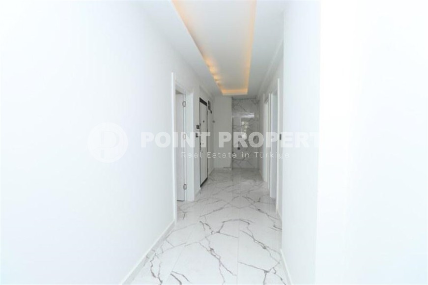 Spacious 3+1 apartment on the 5th floor in a residence at the final stage of construction in the center of Alanya-id-8080-photo-12