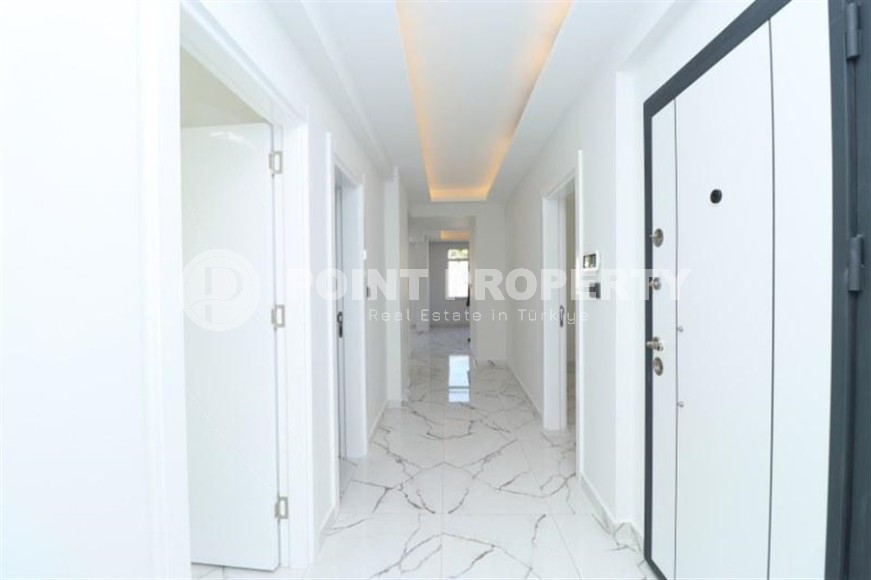 Spacious 3+1 apartment on the 5th floor in a residence at the final stage of construction in the center of Alanya-id-8080-photo-13