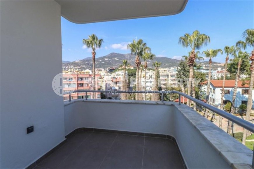 Spacious 3+1 apartment on the 5th floor in a residence at the final stage of construction in the center of Alanya-id-8080-photo-16