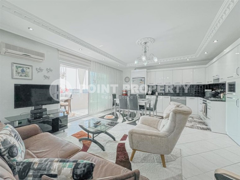 Панорамная квартира с видом на город и море, на 6-м этаже в жилом комплексе 2017 года постройки-id-8086-фото-2