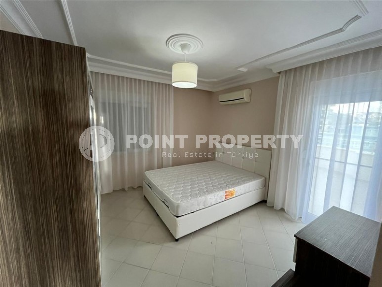 Просторная двухуровневая квартира на 11-м этаже с мансардой, в центре района Махмутлар-id-8087-фото-8