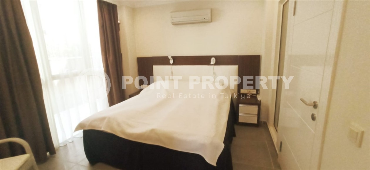 Благоустроенная квартира 3+1, общей площадью 150 м2, на 1-м этаже в комфортабельном жилом комплексе, построенном в 2012 году.-id-8098-фото-4